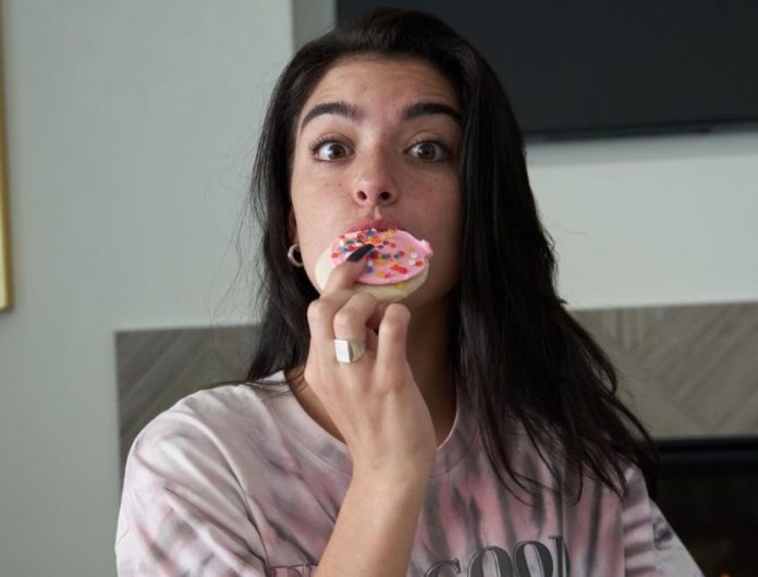 Uccide Sua Sorella Per Un Tiktok