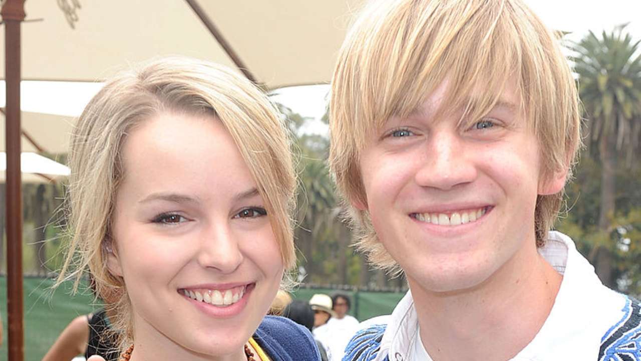 Bridgit Mendler e Jason Dolley