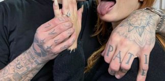 Due mani