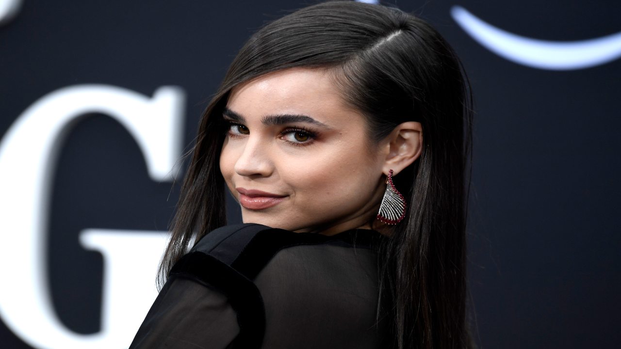 Sofia Carson.