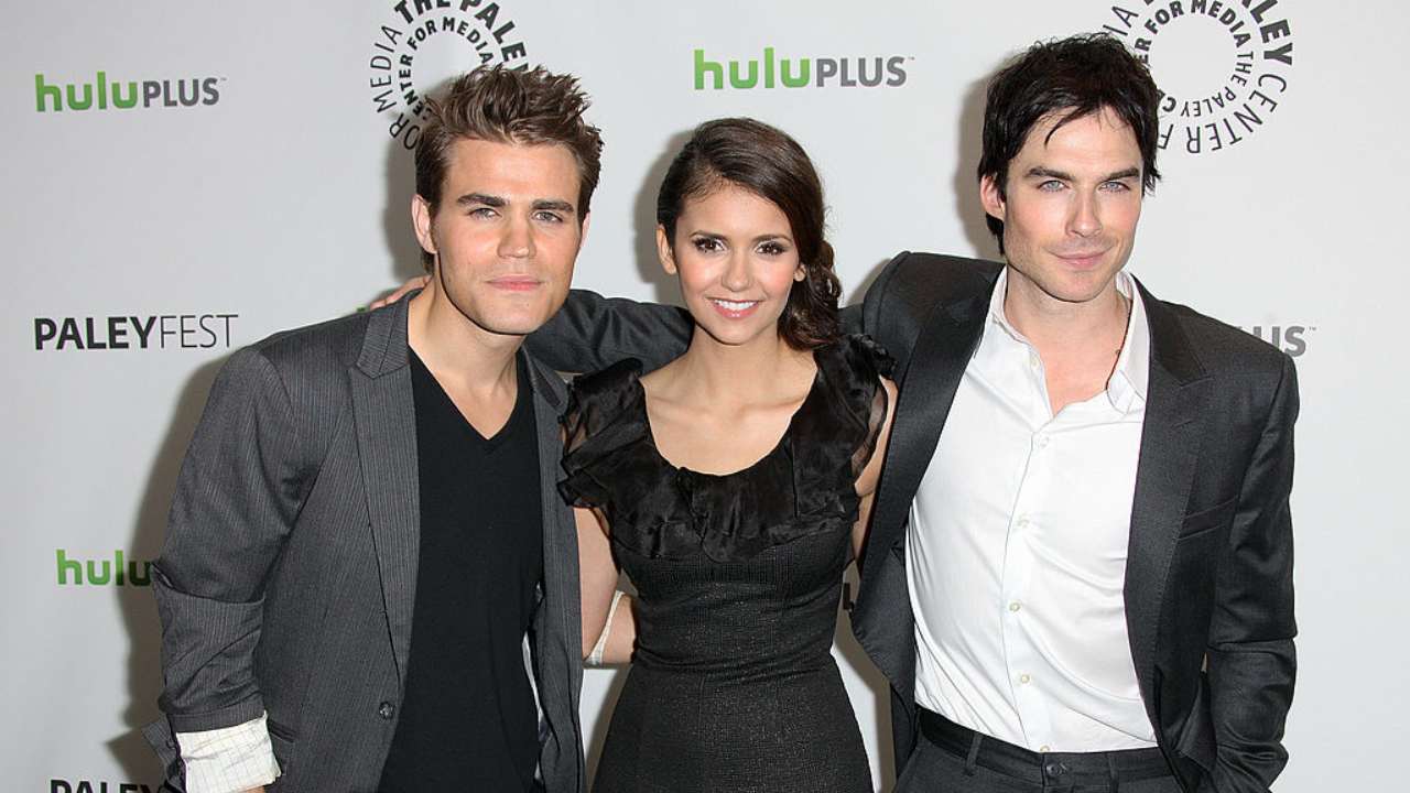 Cast The Vampire Diares