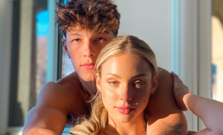 Charly Jordan e Tayler Holder. Fonte: Instagram