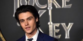 L'attore Felix Mallard.