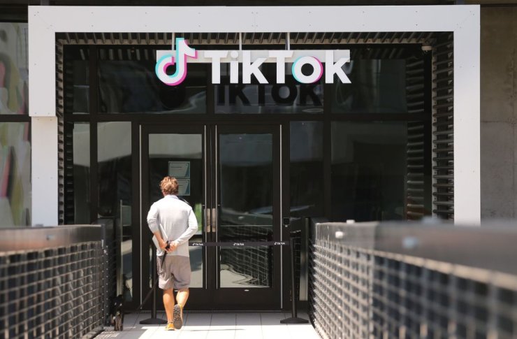 TikTok logo