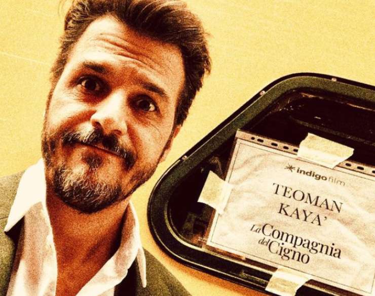 Mehmet Gunsur la compagnia del cigno 2 - fonte Instagram