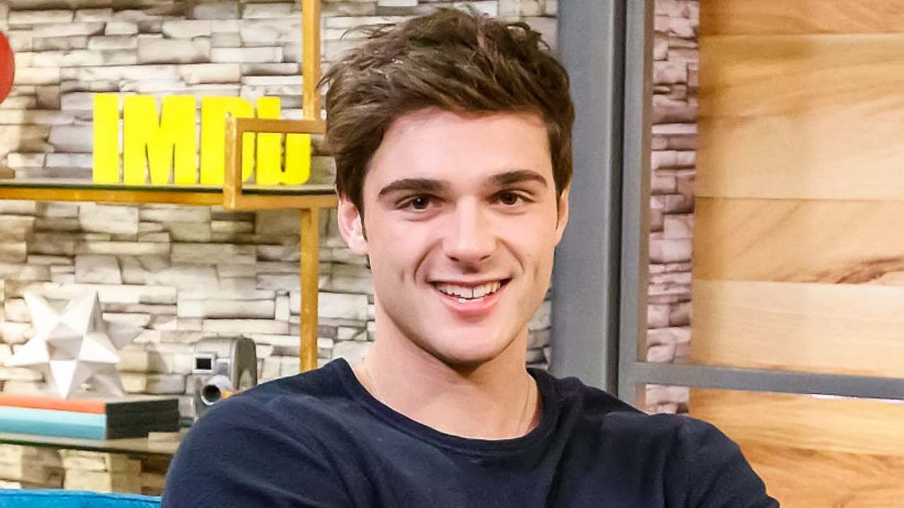 Jacob Elordi Parallel