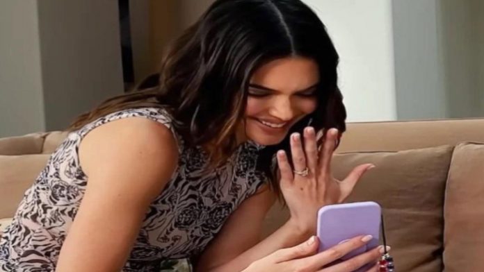 Kendall Jenner anello fidanzamento. Fonte: Social