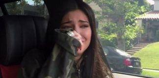 Kylie Jenner piange