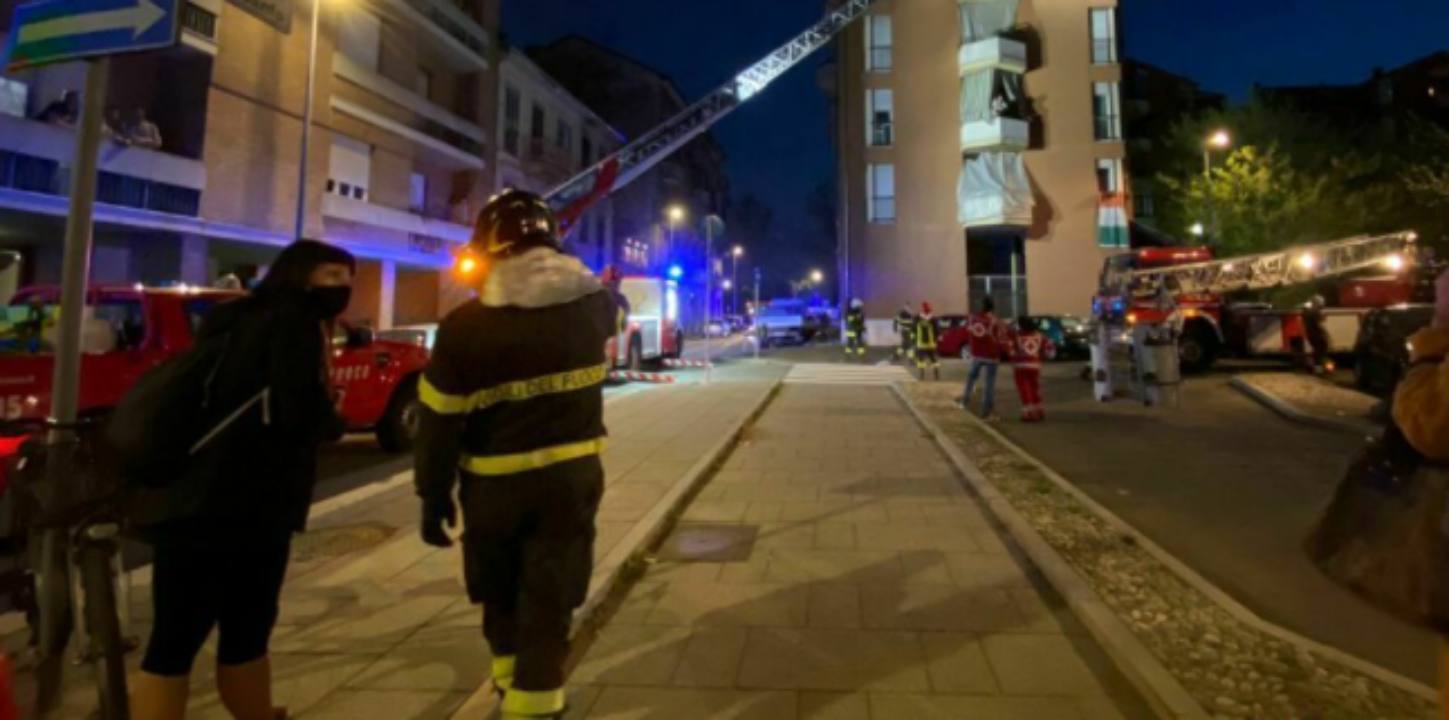 incendio via castaldi milano