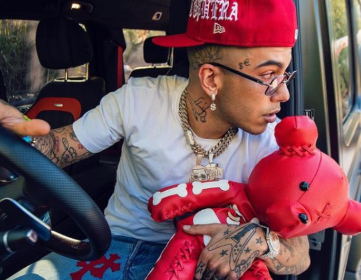 sfera ebbasta sosia in diretta