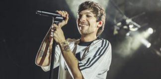 louis fa un regalo ai fan