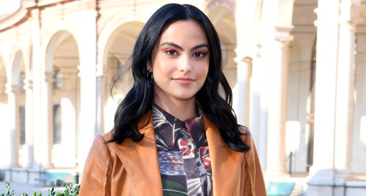 Camila Mendes da bambina