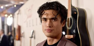 Charles Melton da bambino