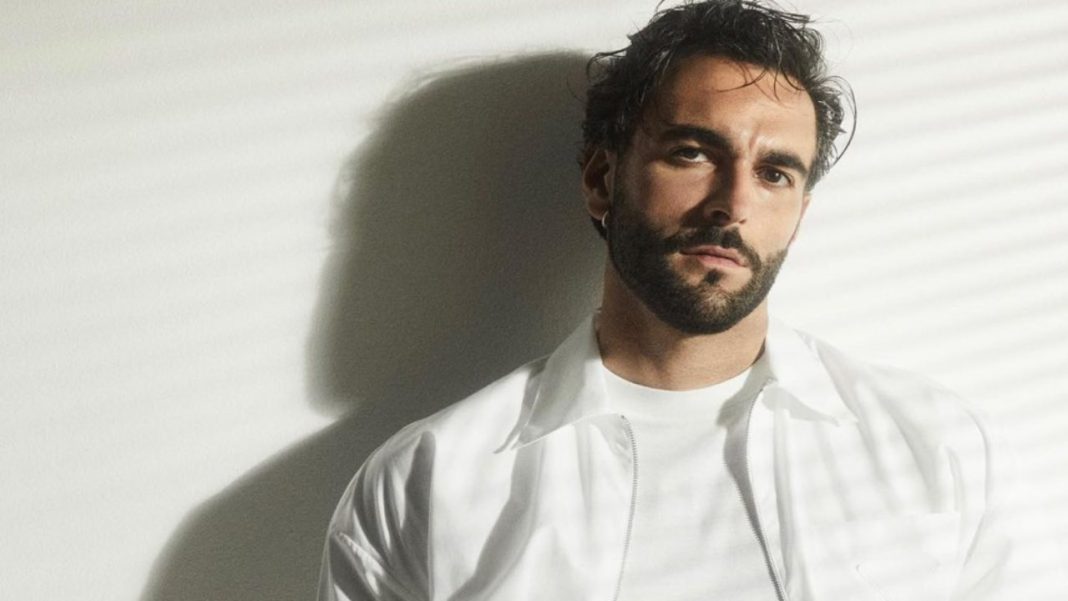 Com'era Marco Mengoni da bambino? Le foto del cantante